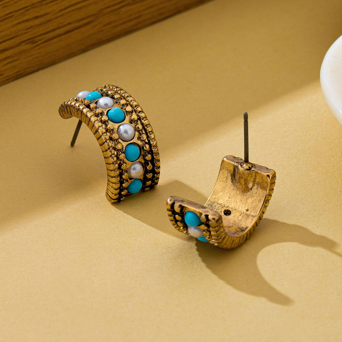 Gold-Plated Turquoise-Tone & Faux Pearl Huggie Hoop Earrings