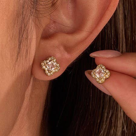Clover Halo Stud Earrings - Copper & Linen